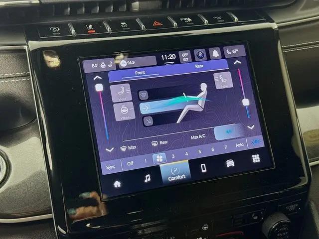 2023 Jeep Grand Cherokee L Altitude 4x4