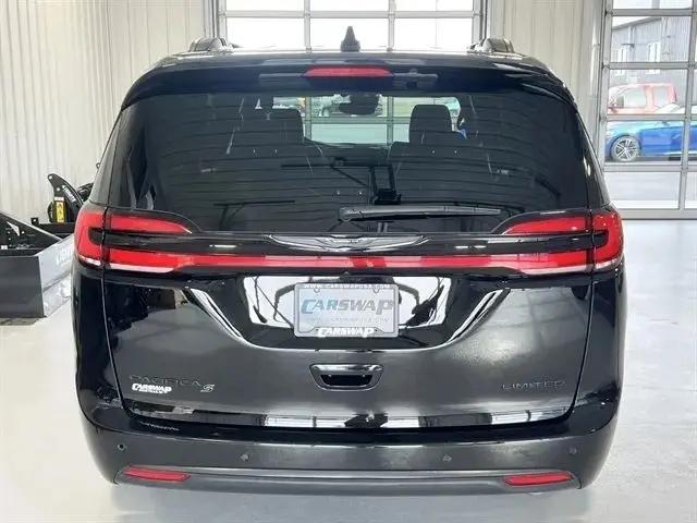 2025 Chrysler Pacifica Limited