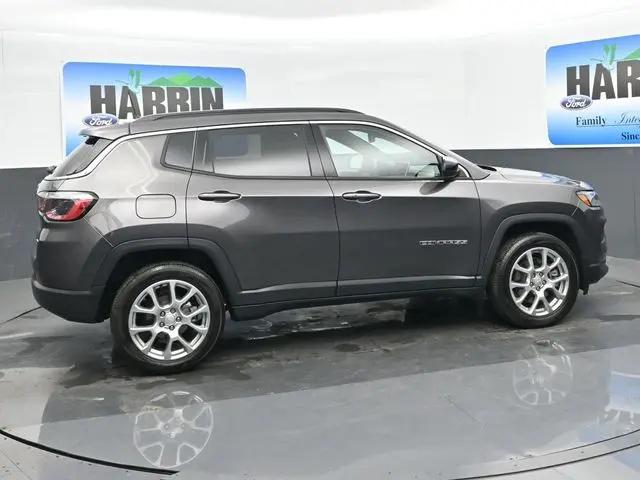 2023 Jeep Compass Latitude Lux FWD