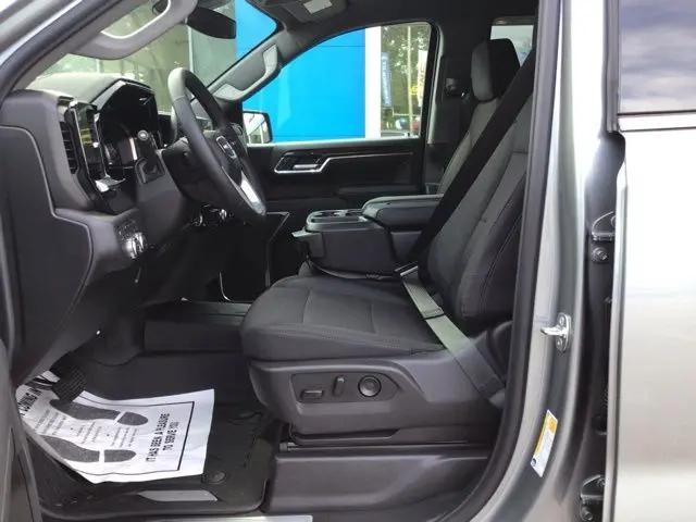 2026 GMC Sierra 1500 Crew Cab, Short Bed, SLE, 4WD