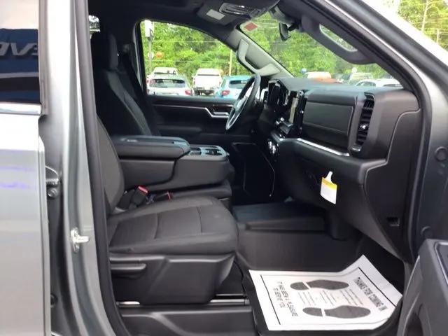 2026 GMC Sierra 1500 Crew Cab, Short Bed, SLE, 4WD
