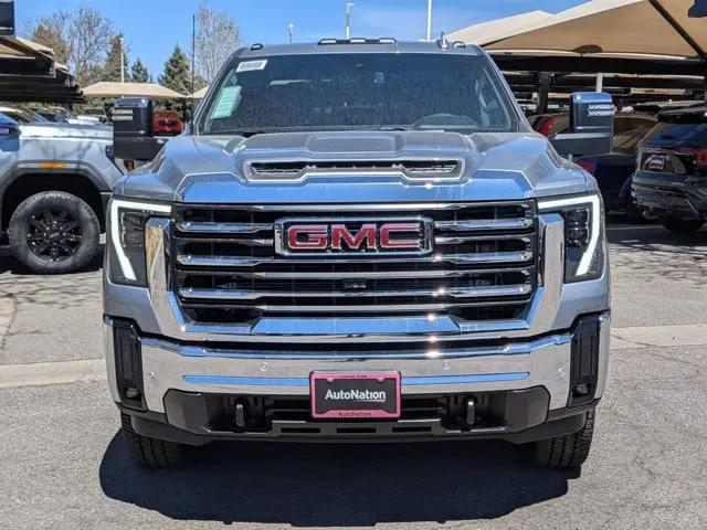 2026 GMC Sierra 2500HD Crew Cab, Standard Bed, SLT, 4WD