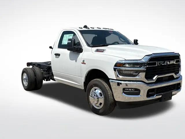 2026 Ram 3500 Tradesman/Big Horn