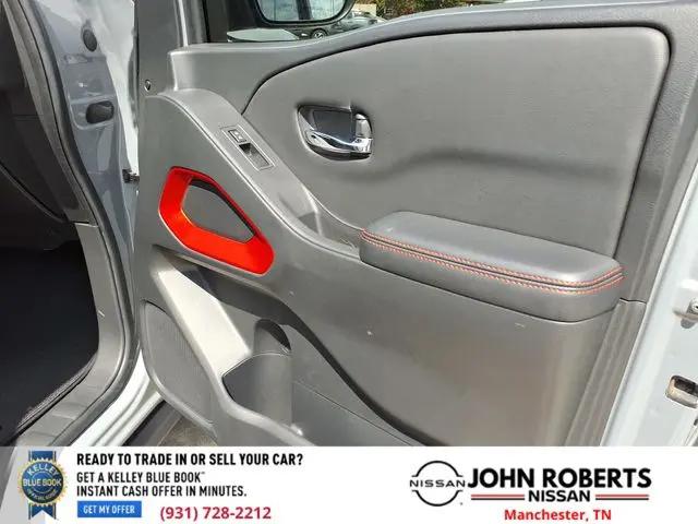 2025 Nissan Frontier Crew Cab PRO-X 4x2