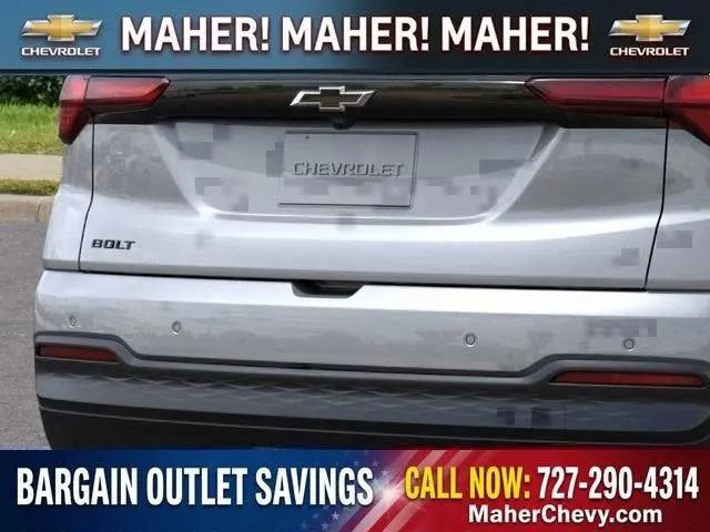 2027 Chevrolet Bolt LT FWD