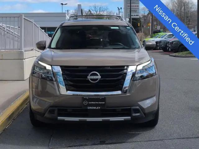 2023 Nissan Pathfinder Platinum 4WD