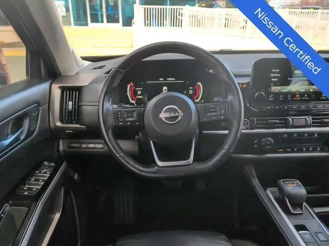 2023 Nissan Pathfinder Platinum 4WD