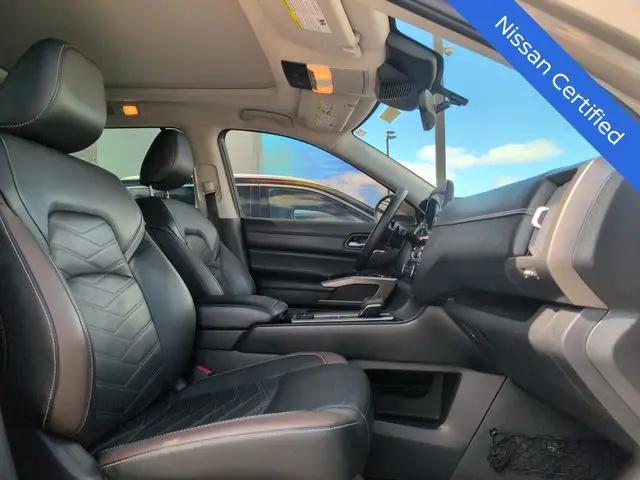 2023 Nissan Pathfinder Platinum 4WD