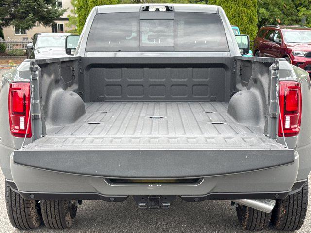 2026 Ram 3500 Laramie Crew Cab 4x4 8 Box