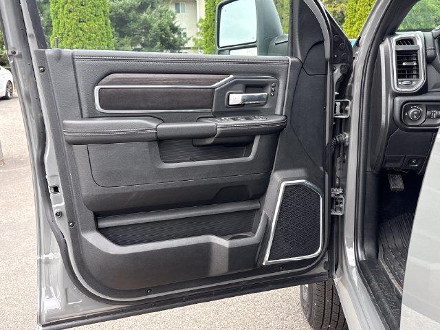 2026 Ram 3500 Laramie Crew Cab 4x4 8 Box