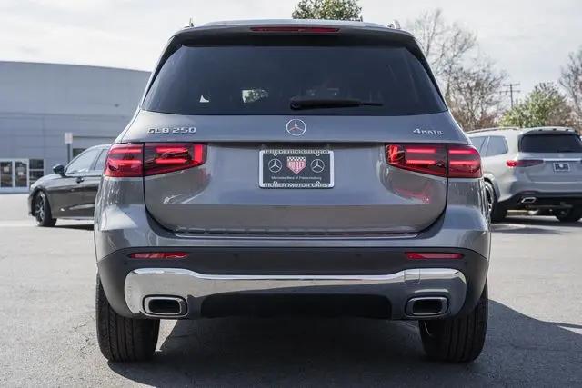 2026 Mercedes-Benz GLB 4MATIC