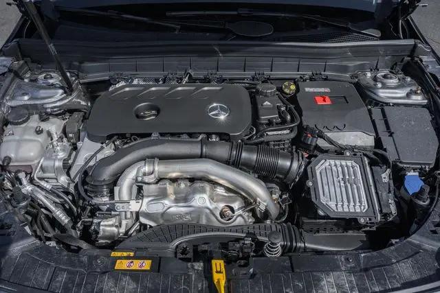 2026 Mercedes-Benz GLB 4MATIC