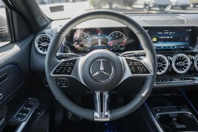 2026 Mercedes-Benz GLB 4MATIC