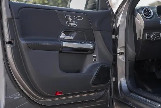2026 Mercedes-Benz GLB 4MATIC