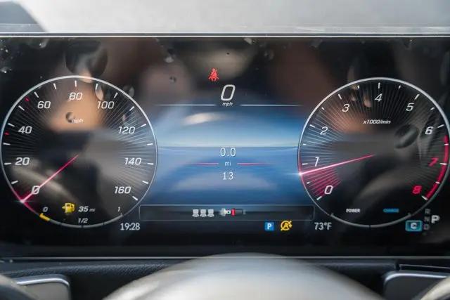 2026 Mercedes-Benz GLB 4MATIC