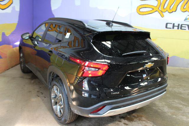 2026 Chevrolet Trax FWD LT