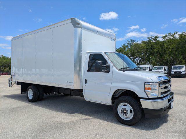 2026 Ford E-450 Cutaway Base