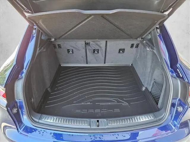 2026 Porsche Macan T