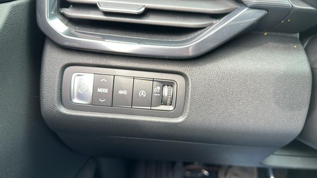 2026 GMC Acadia AT4 AWD