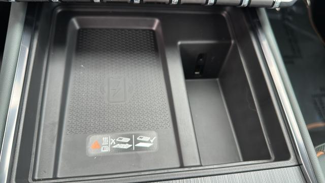 2026 GMC Acadia AT4 AWD