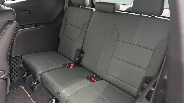 2026 GMC Acadia AT4 AWD