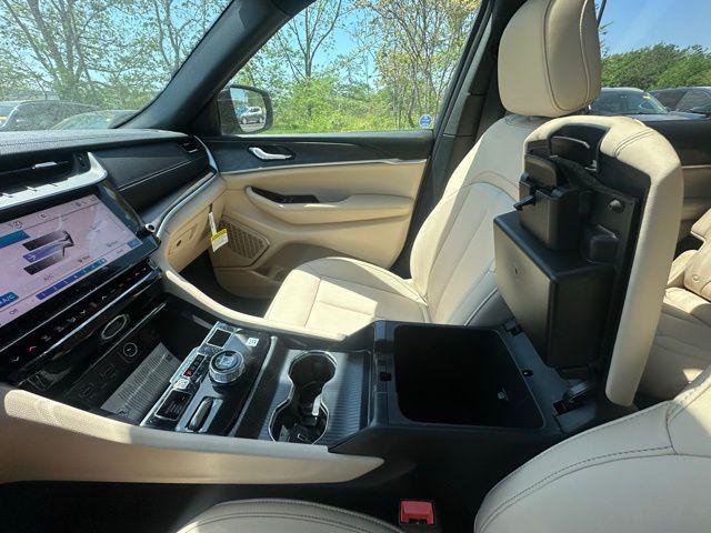2026 Jeep Grand Cherokee L Limited 4x4