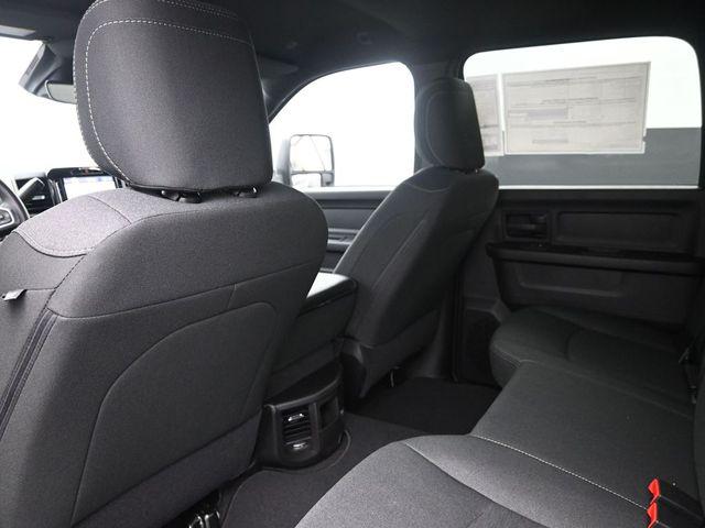 2026 Ram 2500 Black Express Crew Cab 4x4 6'4" Box