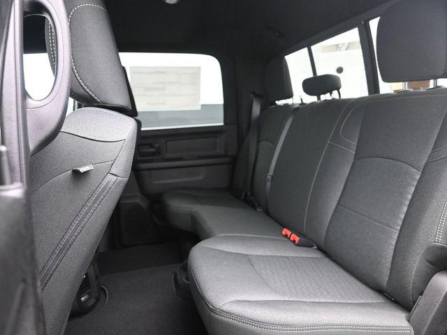 2026 Ram 2500 Black Express Crew Cab 4x4 6'4" Box