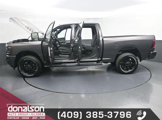 2026 Ram 2500 Black Express Crew Cab 4x4 6'4" Box