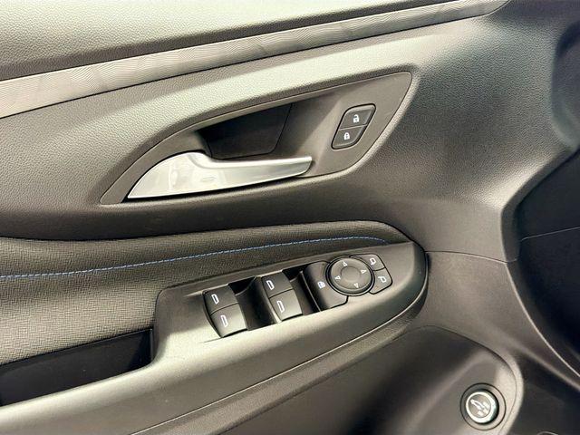 2026 Buick NV Sport Touring FWD