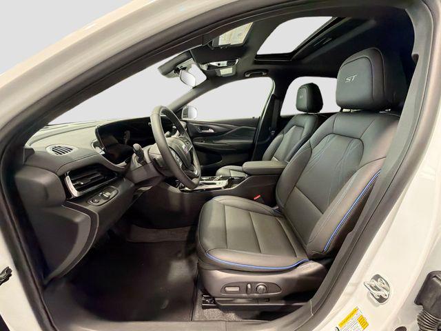2026 Buick NV Sport Touring FWD