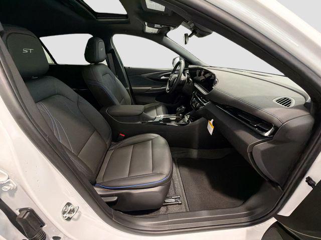 2026 Buick NV Sport Touring FWD