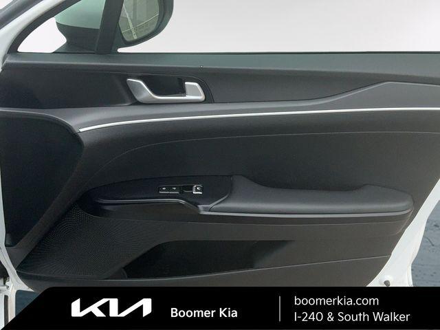 2023 Kia K5 LXS