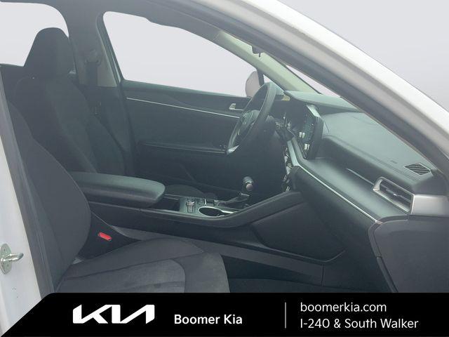 2023 Kia K5 LXS