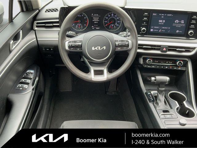 2023 Kia K5 LXS