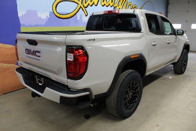 2026 GMC Canyon Elevation, 4WD