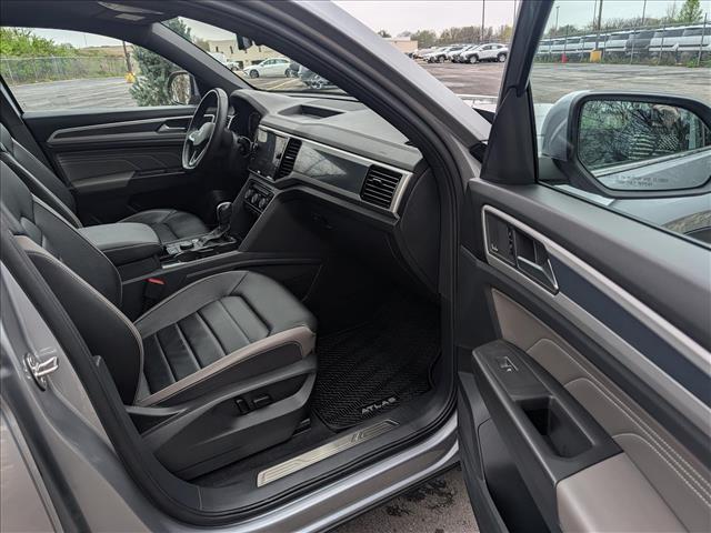 2023 Volkswagen Atlas Cross Sport 3.6L V6 SEL Premium R-Line