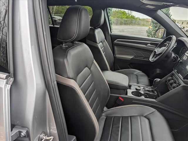 2023 Volkswagen Atlas Cross Sport 3.6L V6 SEL Premium R-Line