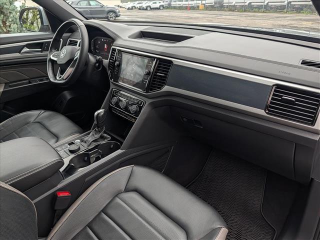 2023 Volkswagen Atlas Cross Sport 3.6L V6 SEL Premium R-Line