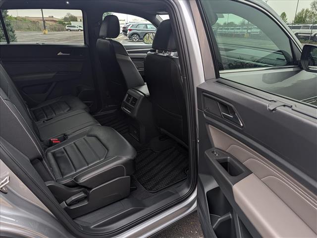 2023 Volkswagen Atlas Cross Sport 3.6L V6 SEL Premium R-Line