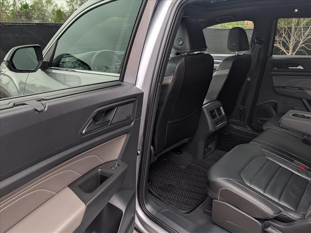 2023 Volkswagen Atlas Cross Sport 3.6L V6 SEL Premium R-Line