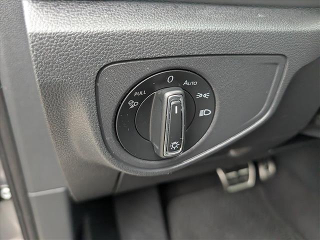 2023 Volkswagen Atlas Cross Sport 3.6L V6 SEL Premium R-Line