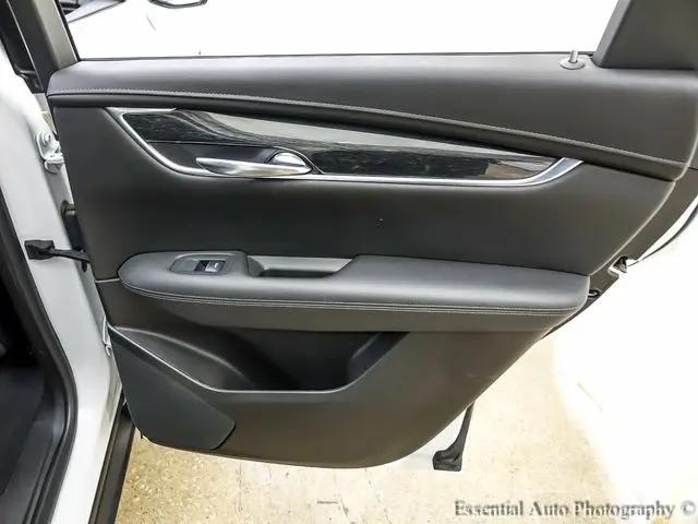 2021 Cadillac XT5 FWD Premium Luxury