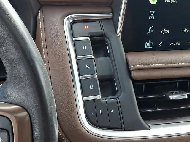 2022 Chevrolet Suburban 4WD High Country