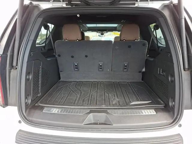 2022 Chevrolet Suburban 4WD High Country