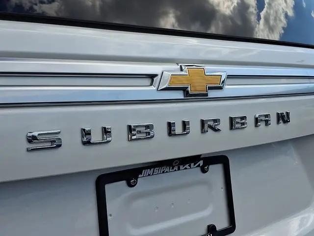 2022 Chevrolet Suburban 4WD High Country