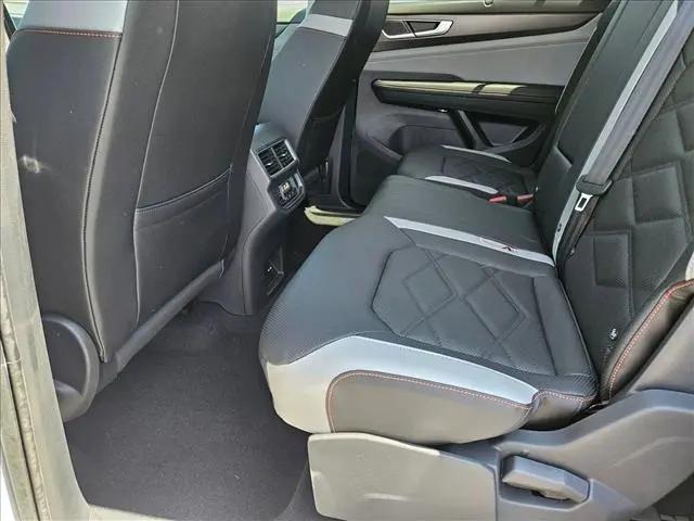 2026 Volkswagen Atlas Peak Edition