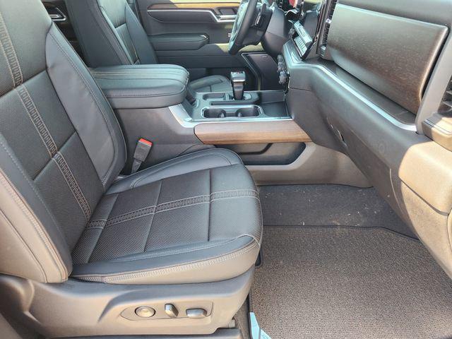 2026 Chevrolet Silverado 1500 4WD Crew Cab Short Bed High Country