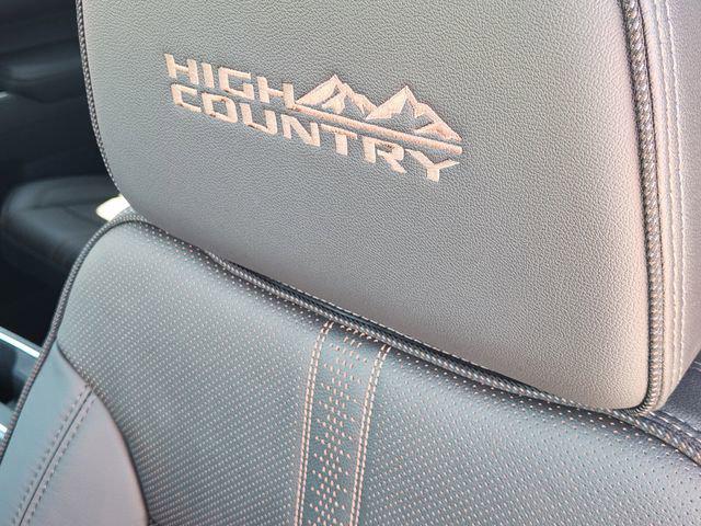 2026 Chevrolet Silverado 1500 4WD Crew Cab Short Bed High Country