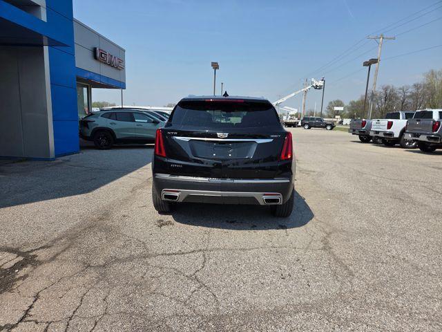 2022 Cadillac XT5 FWD Premium Luxury
